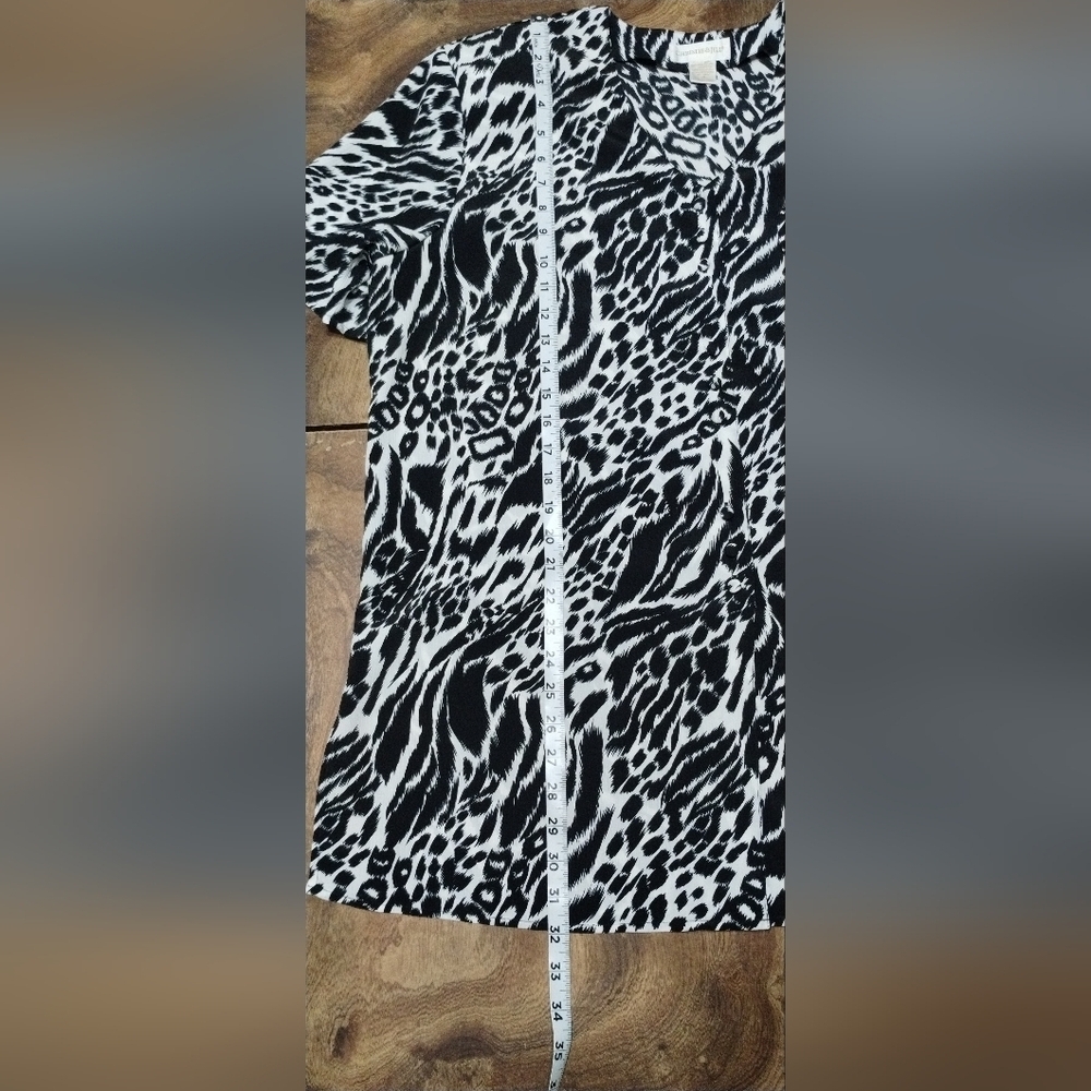 Christie & Jill Black and White Animal Print Women's Top (lX) - Picture 3 of 11